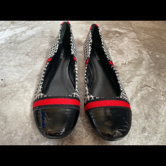 These flats from Nine West are red, grey & black tweed showstoppers! The… - Picture 6 of 11